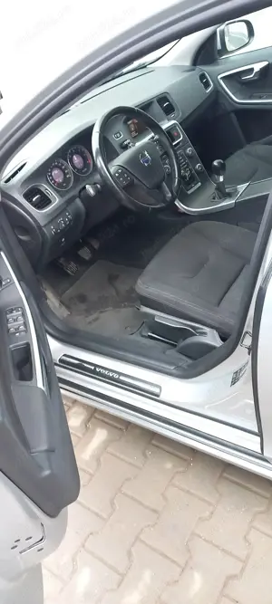 Vand Volvo v60 - imagine 8