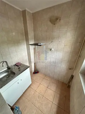 Etaj 1 Garsoniera, 26mp zona Apollo - imagine 6