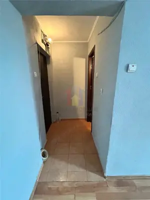 Etaj 1 Garsoniera, 26mp zona Apollo - imagine 4