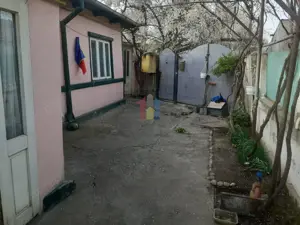 Casa 4 camere, toate utilitatile, teren 220 mp, Chercea