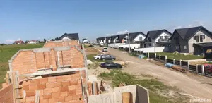 Echipa de meseriasi. - imagine 3