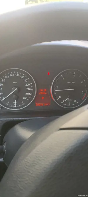 Vând BMW X1 4x4 2016 înmatriculată în RO - imagine 3