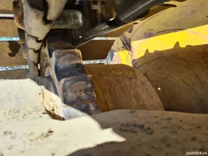 Buldozer Liebherr - imagine 5