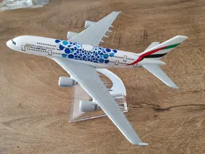 Macheta metalica de avion Emirates Expo | Decoratie | Perfect pt cadou