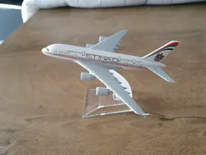 Macheta metalica de avion Etihad | Decoratie | Perfect pt cadou
