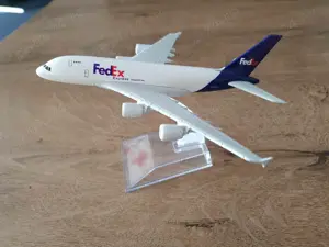 Macheta metalica de avion FedEx | Decoratie | Perfect pt cadou
