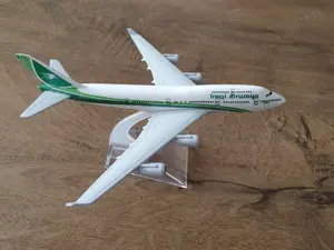 Macheta metalica de avion Iraqi Airways | Decoratie | Perfect pt cadou