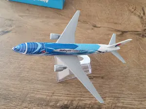 Macheta metalica de avion Malaysia Airlines -  Freedom of Space | Decoratie | Perfect pt cadou