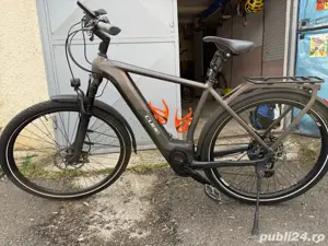 Vând Cube Kathmandu Hibrid SLT 625