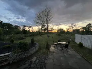 Vând superbă casa în BACIA , teren de 2000 mp - imagine 9