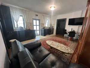 Vând superbă casa în BACIA , teren de 2000 mp - imagine 4