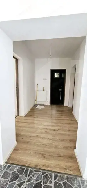 Casă spațioasă, de vanzare, cu 10 camere, 200 mp, zona semicentrala - imagine 8