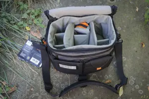 Vand geanta foto Lowepro Stealth Reporter D300 AW - imagine 4