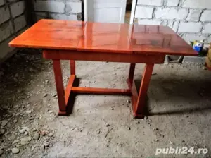 Mese extensibile ptr 6 sau 8 persoane 