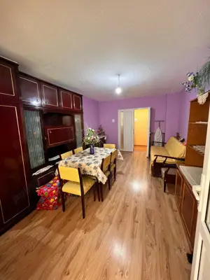 Apartament 3 camere ,etaj 2, str Popa Sapca, Dragasani, Valcea - imagine 9 Apartament 3 camere ,etaj 2, str Popa Sapca, Dragasani, Valcea - imagine 9