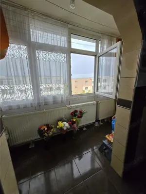 Apartament - 2 camere - Tractorul - imagine 6