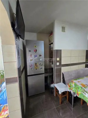 Apartament - 2 camere - Tractorul - imagine 11