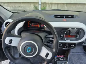 Vand Renault Twingo 3 cu 4 usi, 1.0 benzina, 70CP, AC - imagine 5