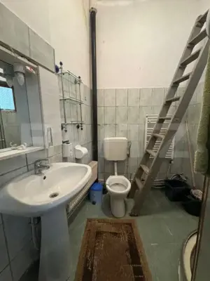 Casa de vanzare, cu 2 camere, 42 mp, zona 13 Septembrie, Uranus - COMISION 0% - imagine 9 Casa de vanzare, cu 2 camere, 42 mp, zona 13 Septembrie, Uranus - COMISION 0% - imagine 9