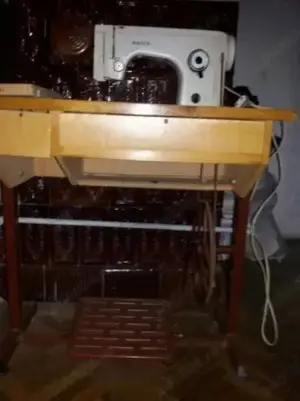 Vand masina de cusut Dalia  noua