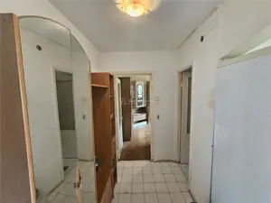 Resita, 2 Cam. Mobilat+Utilat, Micro 2 - imagine 9