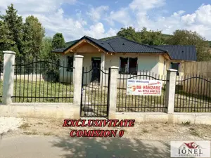 Casa noua semifinisata de vanzare schimb in Cricau