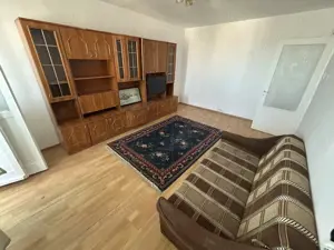 Apartament 3 camere zona Casa de Cultura