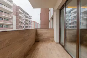 Apartament | 4 camere | LUX | prima inchiriere | Tractorul - imagine 12 Apartament | 4 camere | LUX | prima inchiriere | Tractorul - imagine 12