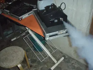 Masina de fum profesionala Captain D 1300 W DMX + cutie de transport