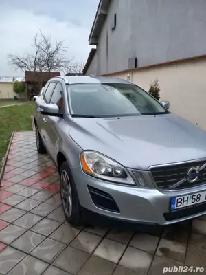 . Volvo XC60 2012   4x4, Automat, Piele, Stare Excelentă - imagine 3