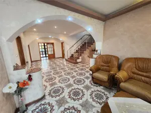 Cladire 600 mp! In Suceava! De vanzare! 0727817187 - imagine 4 Cladire 600 mp! In Suceava! De vanzare! 0727817187 - imagine 4