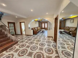 Cladire 600 mp! In Suceava! De vanzare! 0727817187 - imagine 10 Cladire 600 mp! In Suceava! De vanzare! 0727817187 - imagine 10