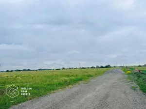 Terenuri cu utilitati, intrare Livada - imagine 4