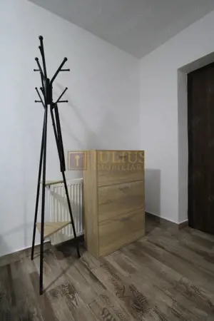 Giroc,  parter, mobilat si utilat complet ! Loc parcare privat. - imagine 13