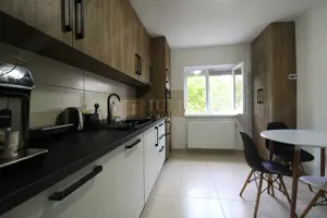 Giroc,  parter, mobilat si utilat complet ! Loc parcare privat. - imagine 2