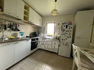 Apartament 3 camere, decomandat , 2 băi, complet mobilat și utilat - imagine 9