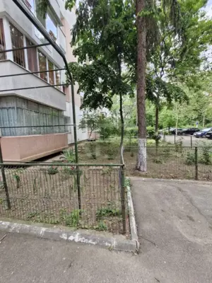 APARTAMENT CU 2 CAMERE DE VÂNZARE LA 81000 € ÎN ZONA COSTIN GEORGIAN - imagine 9