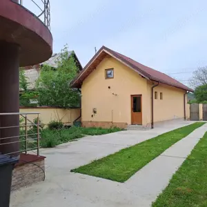 Casă de lux de vânzare în Pucioasa  - imagine 10