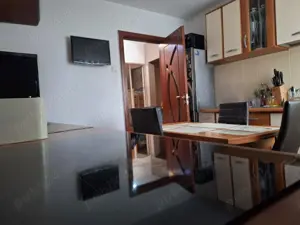 Apartament 3 camere - imagine 6