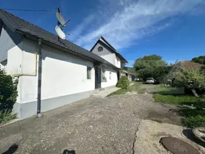 Casă 180 mp utili,grădină 2292 mp,la 3 km de Gherla ,oază de liniște și confort - imagine 2