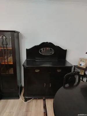 De vinzare! Mobila