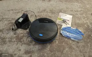 Robot de aspirare cu telecomanda, cu programare pe zile   ore