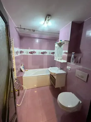  Apartament 3 camere decomandat, 73 mp – zona 9 Mai - imagine 7