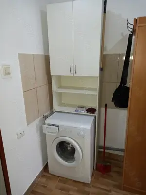 Gars sud 21 mp. Etaj 2, de pe revoluției lângă circa sud - imagine 5