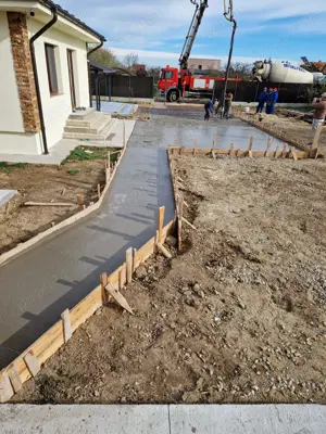 Garduri,Case,Construcții,Trotuare,Alei,Platforme beton - imagine 9