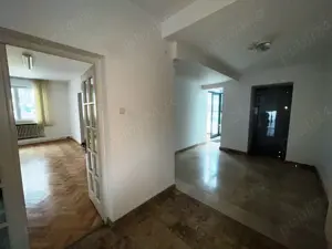 Baneasa - Strada Garlei imobil D+P+2 renovat 523 mp utili 644 teren - imagine 2