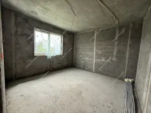 Casa la rosu dispusa pe Parter | 740 Teren | Sag - imagine 12 Casa la rosu dispusa pe Parter | 740 Teren | Sag - imagine 12