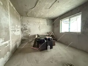 Casa la rosu dispusa pe Parter | 740 Teren | Sag - imagine 13 Casa la rosu dispusa pe Parter | 740 Teren | Sag - imagine 13