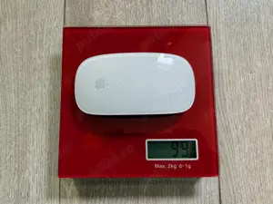 Cantar de bucatarie de precizie - rosu - max 2kg - merge pe orice suprafata - imagine 2