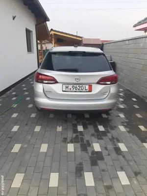 vand opel astra 1.6 diesel,135cp, 2016 - imagine 4